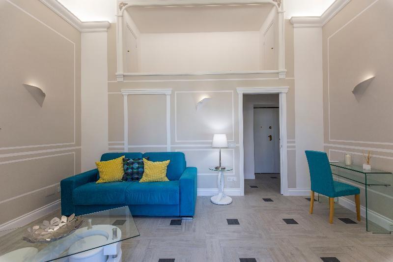 Royal Blue * Sorrente